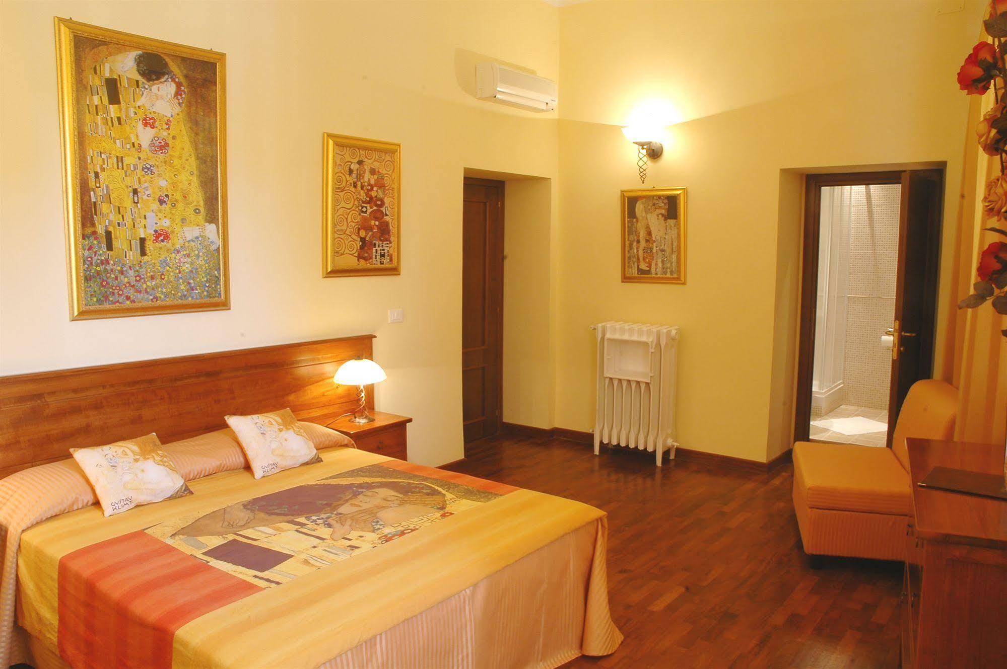 Tamara'S Suites Rom Exteriör bild