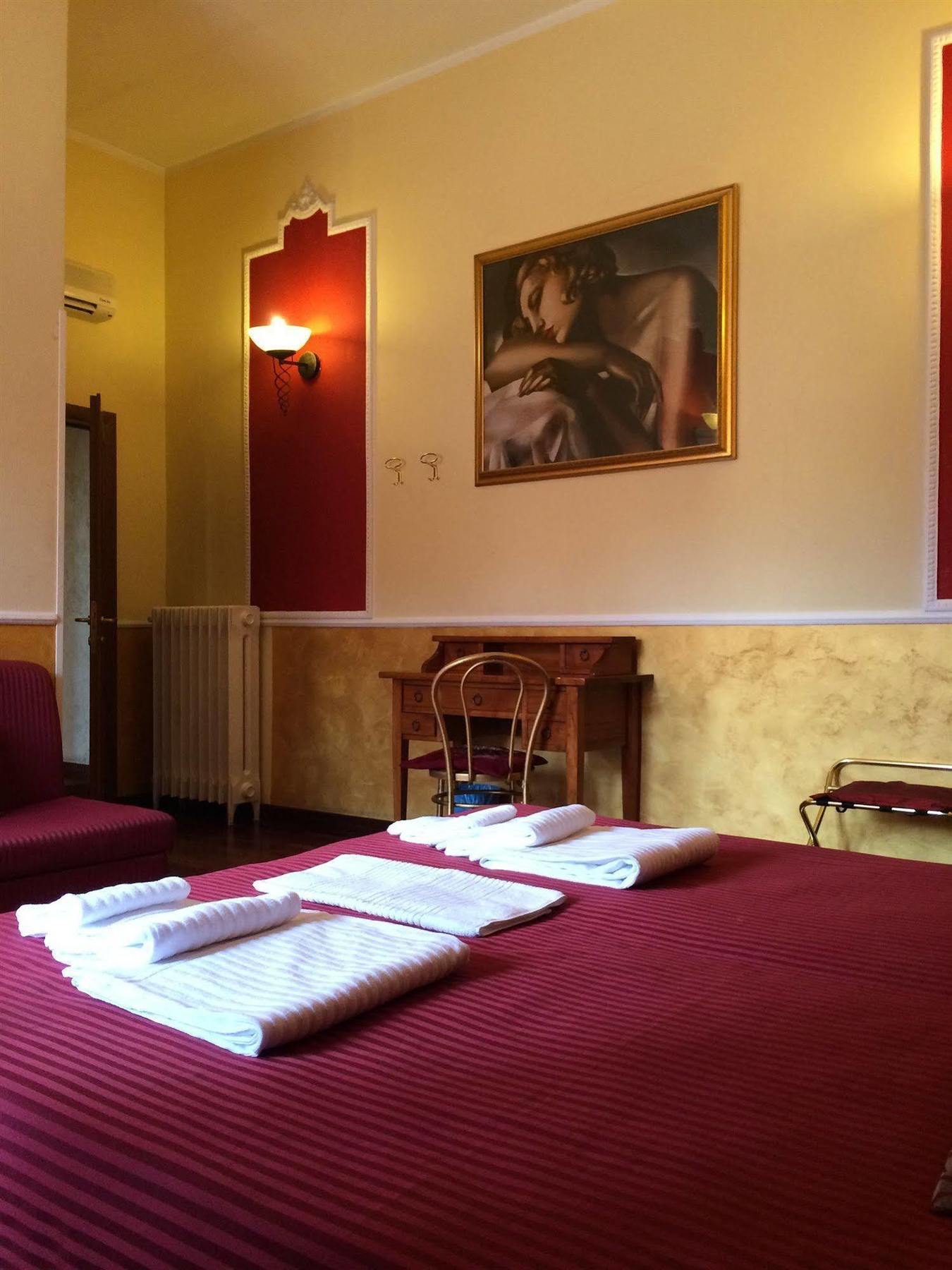 Tamara'S Suites Rom Exteriör bild